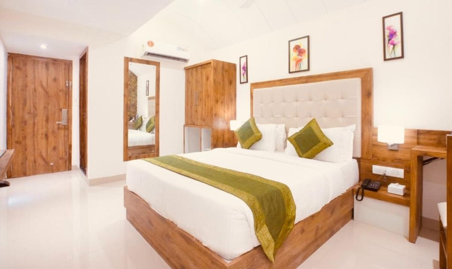 ניו דלהי Hotel Crystal Inn Plaza Delhi Airport מראה חיצוני תמונה